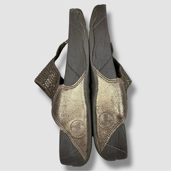 FitFlop Rokkit Leather Rhinestone Thong Sandal Size 10 Brown Thong Platform - Picture 9 of 11